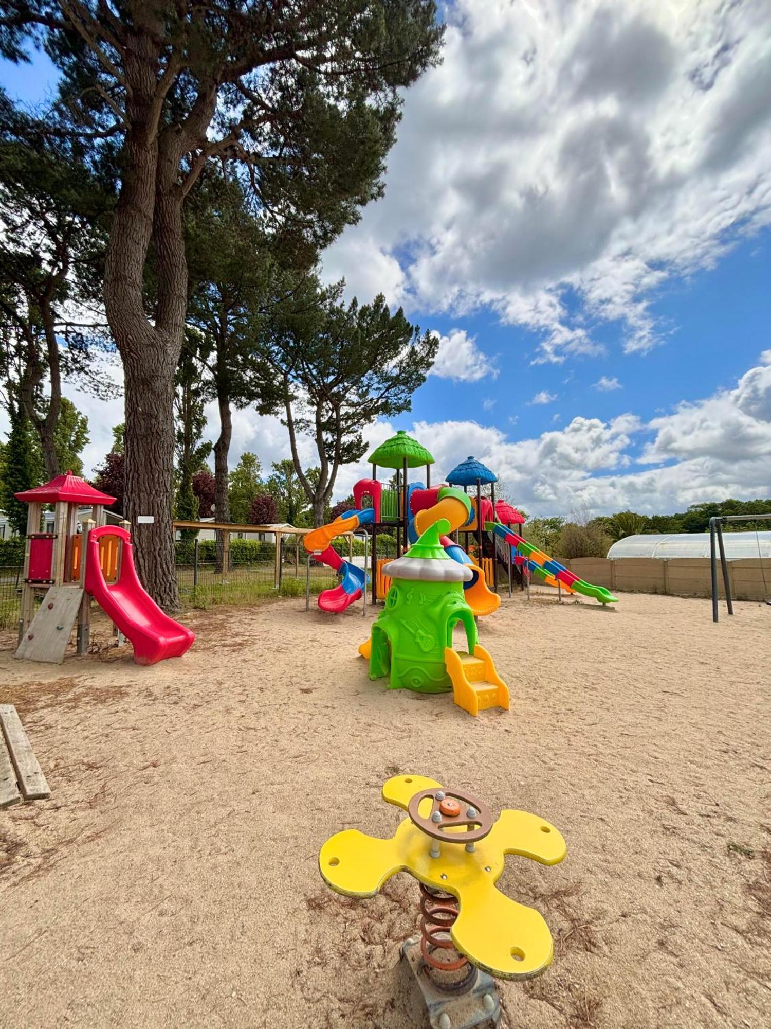 ホテル Camping Le Panoramic ビニック エクステリア 写真